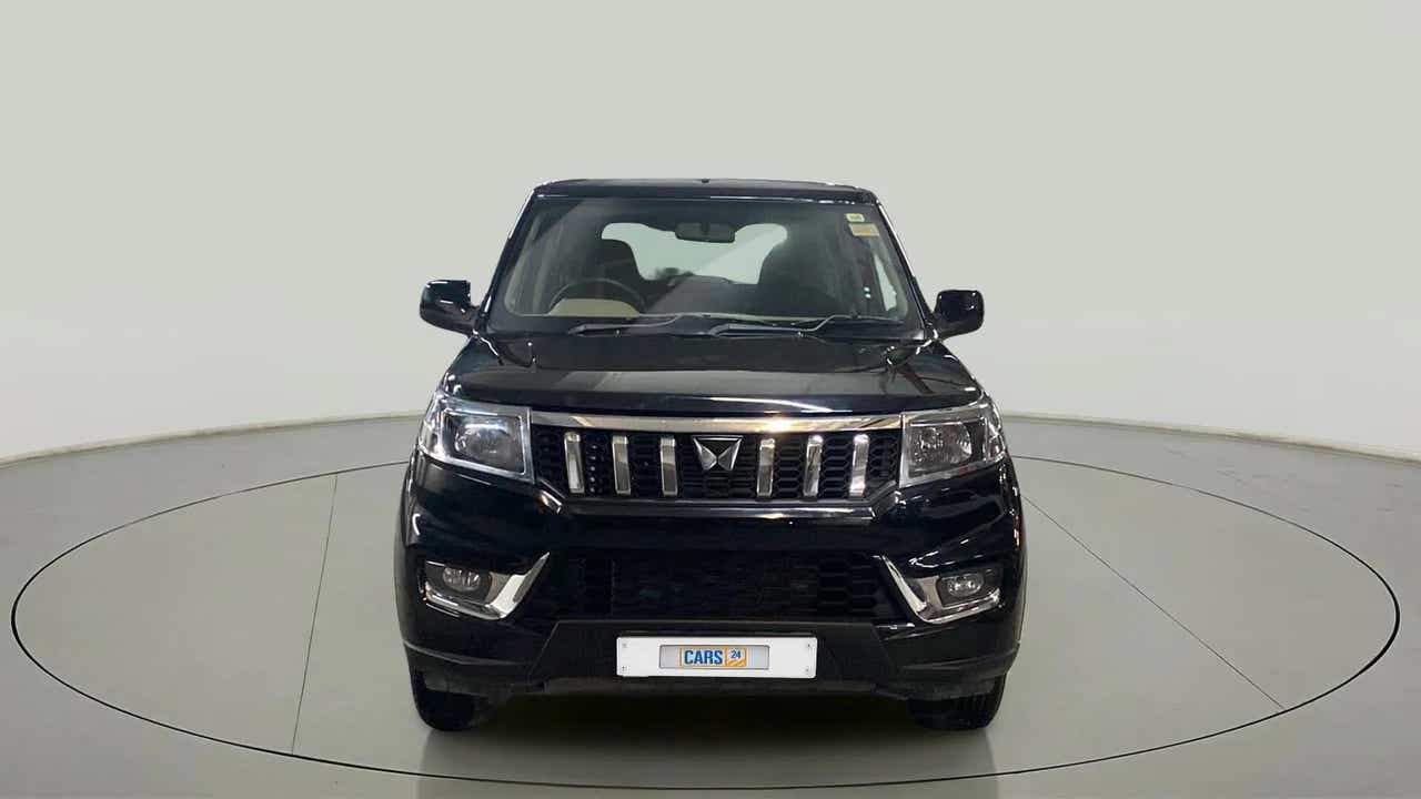 Front view of a Mahindra Bolero Neo