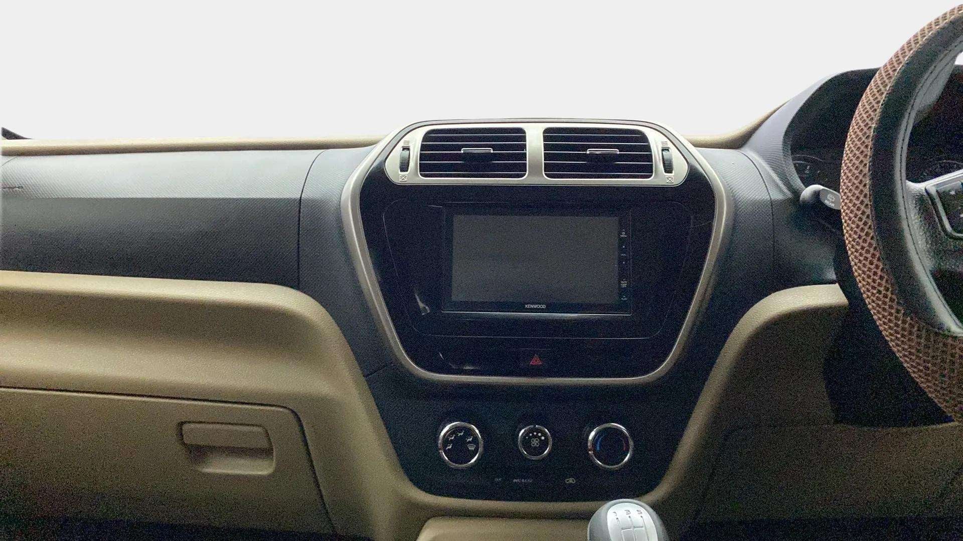 Dashboard and center console of a Mahindra Bolero Neo