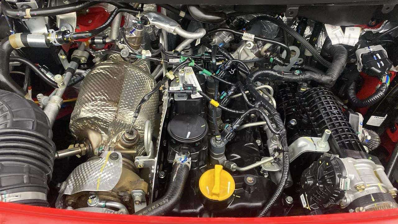Engine bay of a Mahindra Bolero Neo