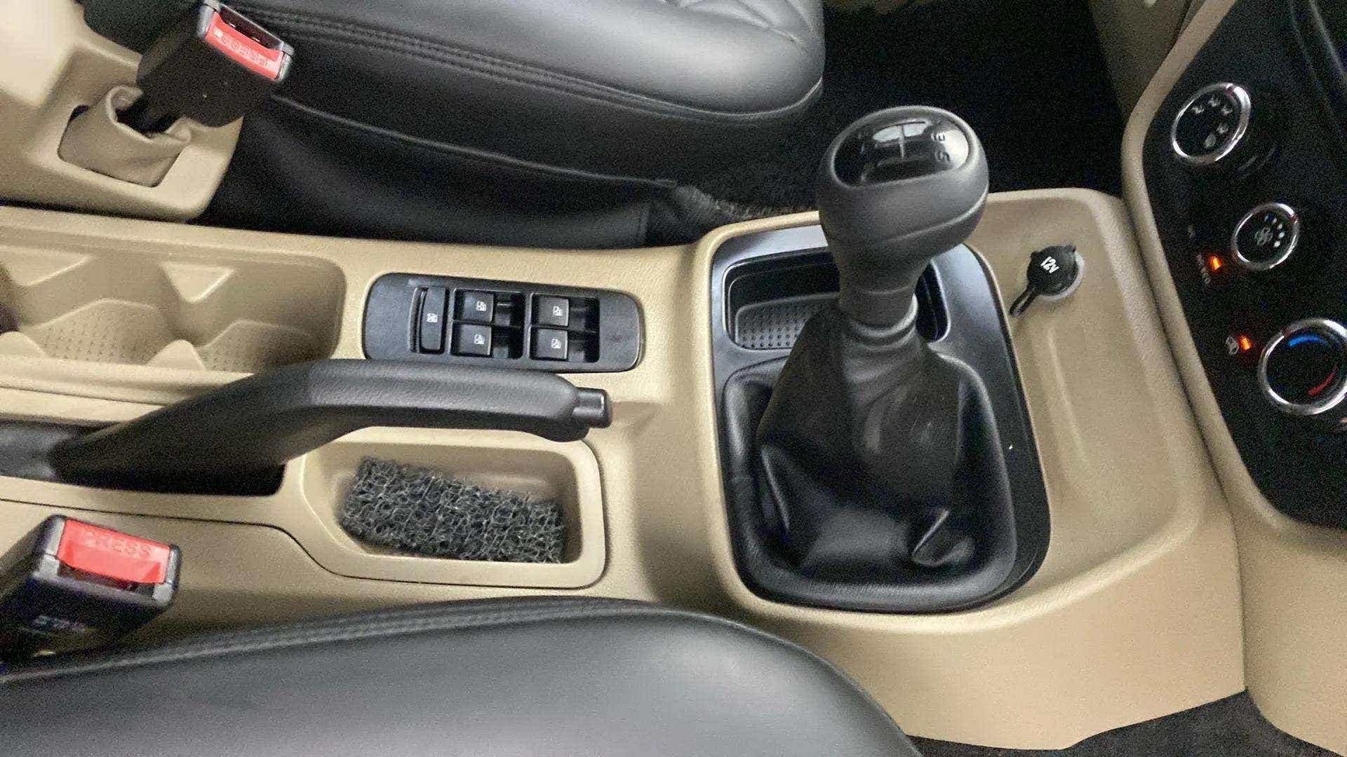 Gear lever and central console of a Mahindra Bolero Neo