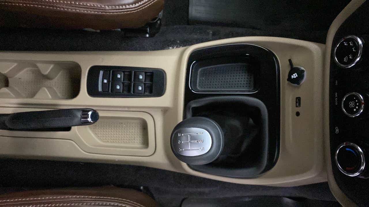 Gear lever and center console of a Mahindra Bolero Neo