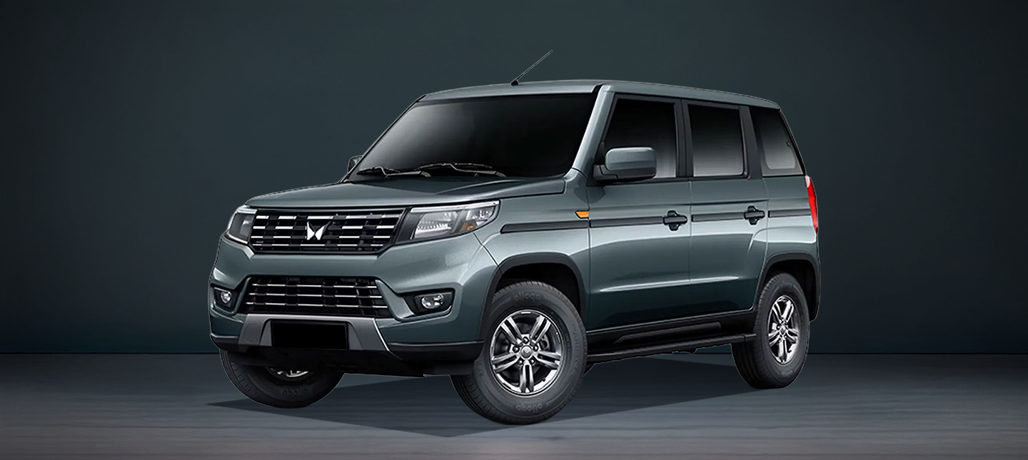 Front three-quarter view of a Mahindra Bolero Neo