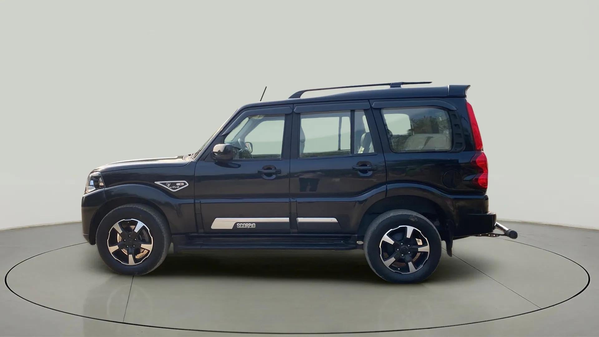 Side view of a Mahindra Scorpio Classic