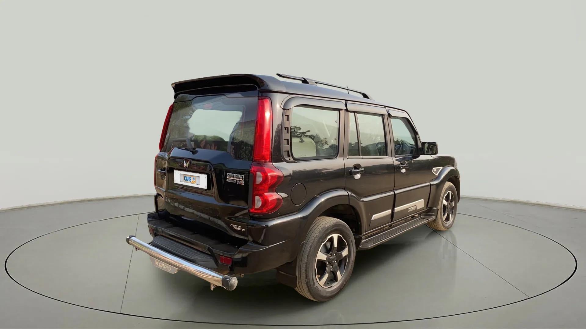 Rear three-quarter view of a Mahindra Scorpio Classic