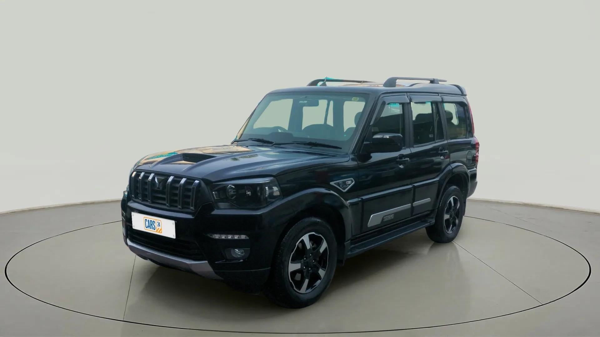 Front three-quarter view of a Mahindra Scorpio Classic