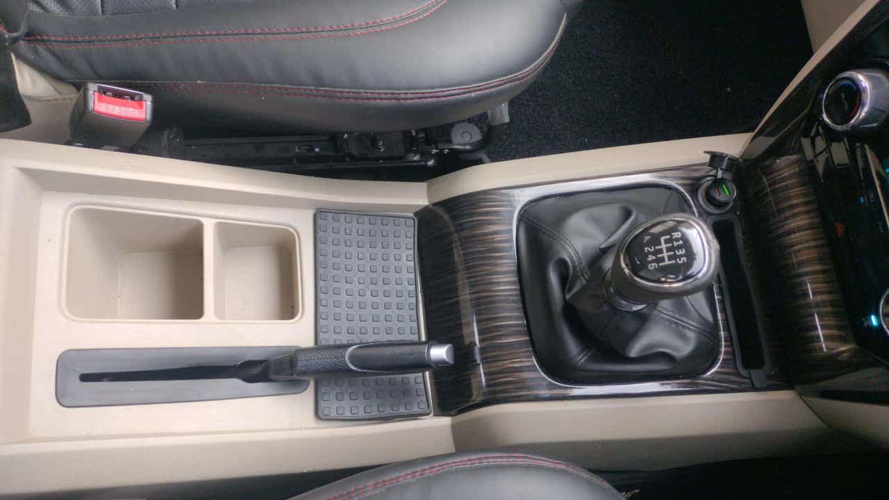 Center console and gear shifter of a Mahindra Scorpio Classic