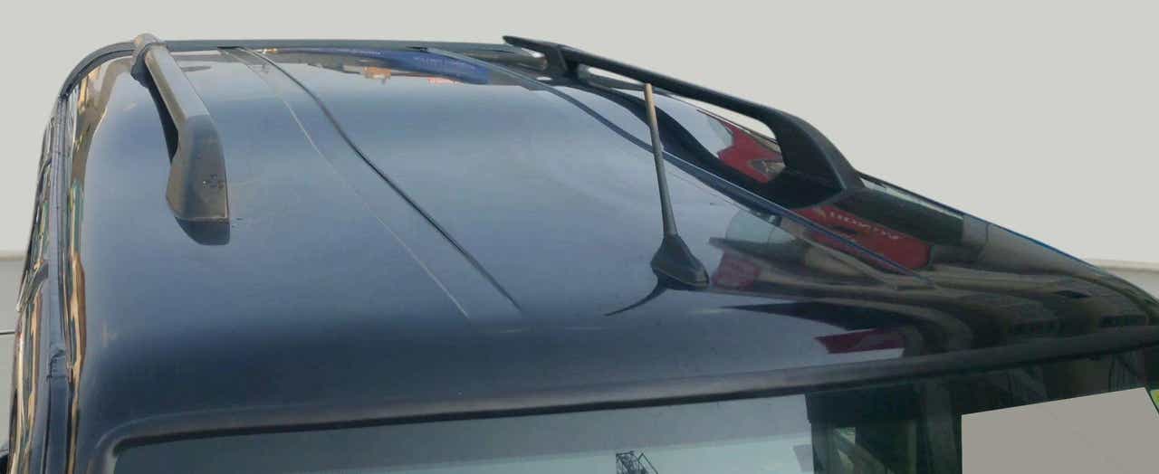 Roof rail and antenna view of a Mahindra Scorpio Classic