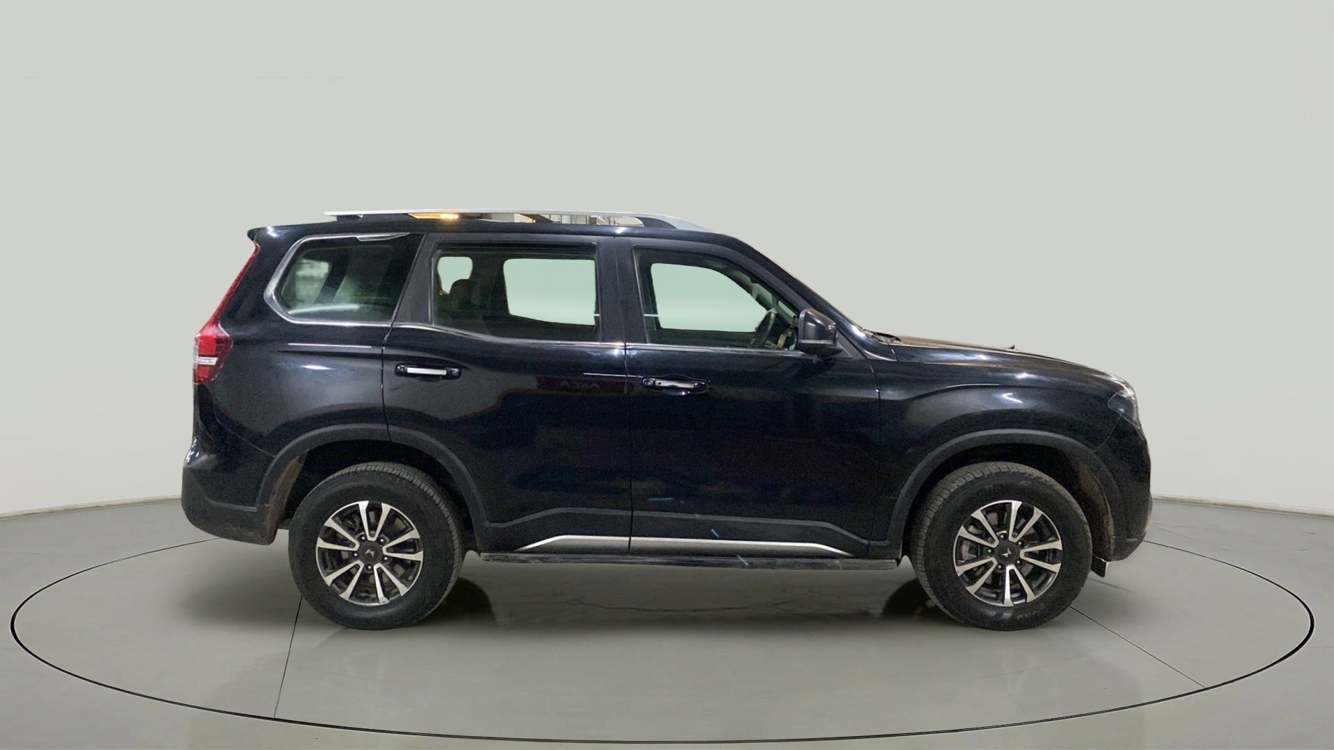 Side view of a Mahindra Scorpio-N