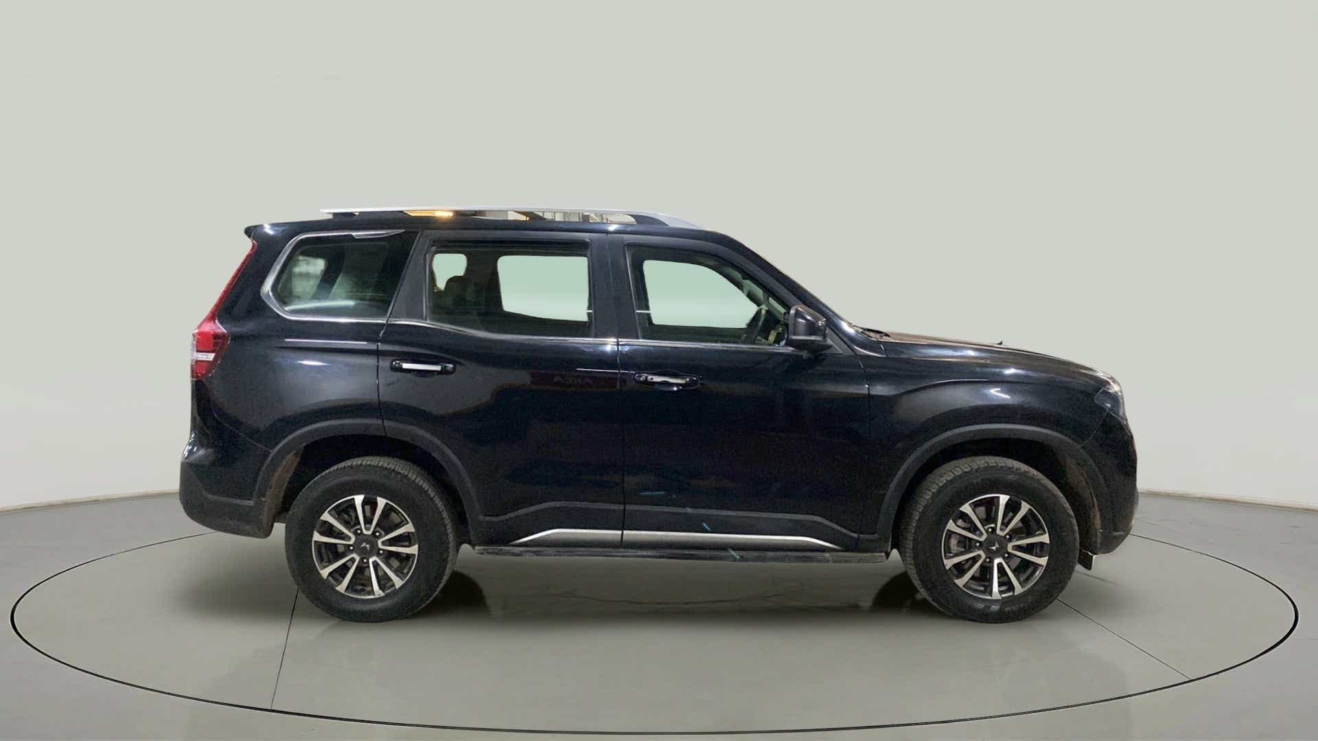 Side view of a Mahindra Scorpio-N