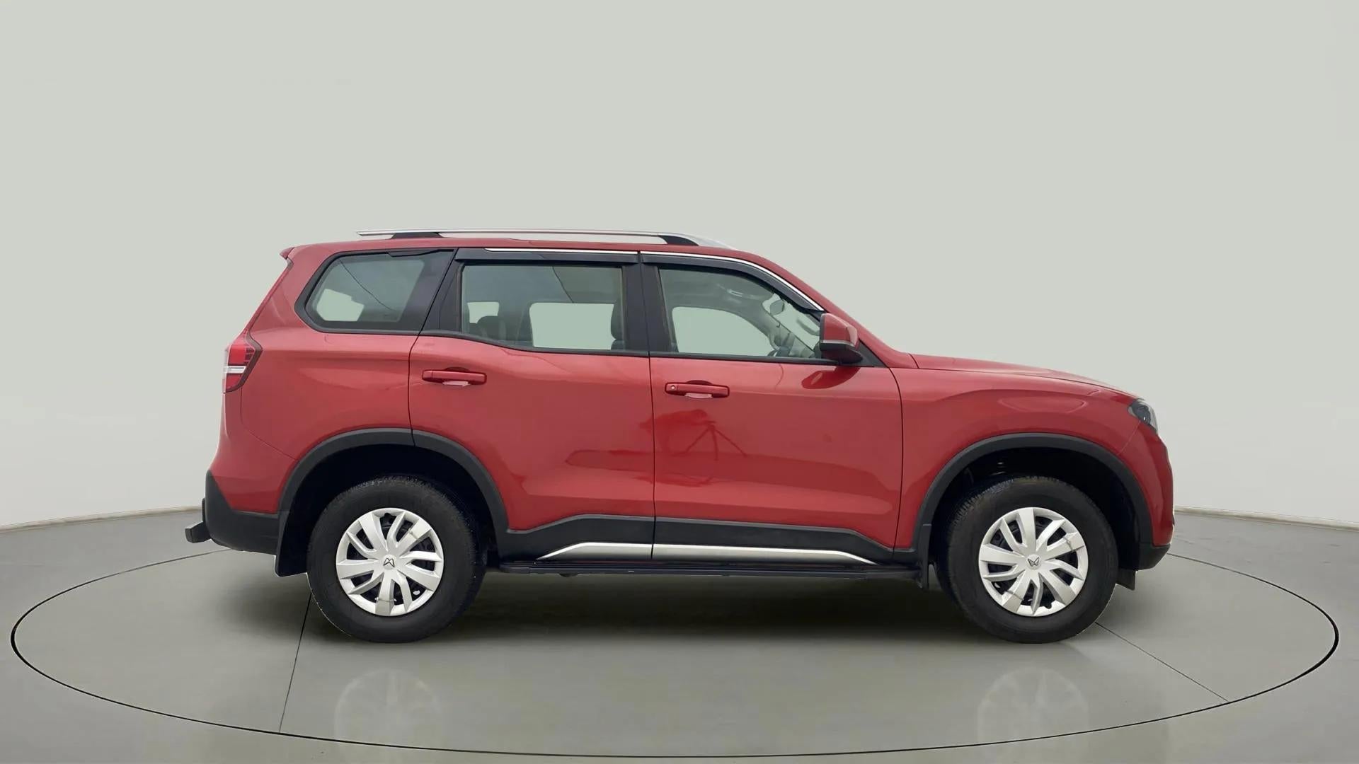 Side view of a Mahindra Scorpio-N