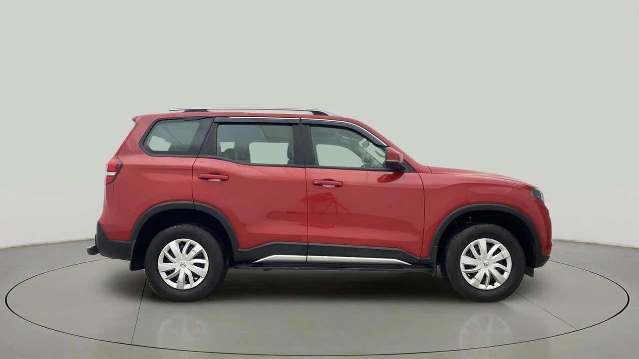 Side view of a Mahindra Scorpio-N