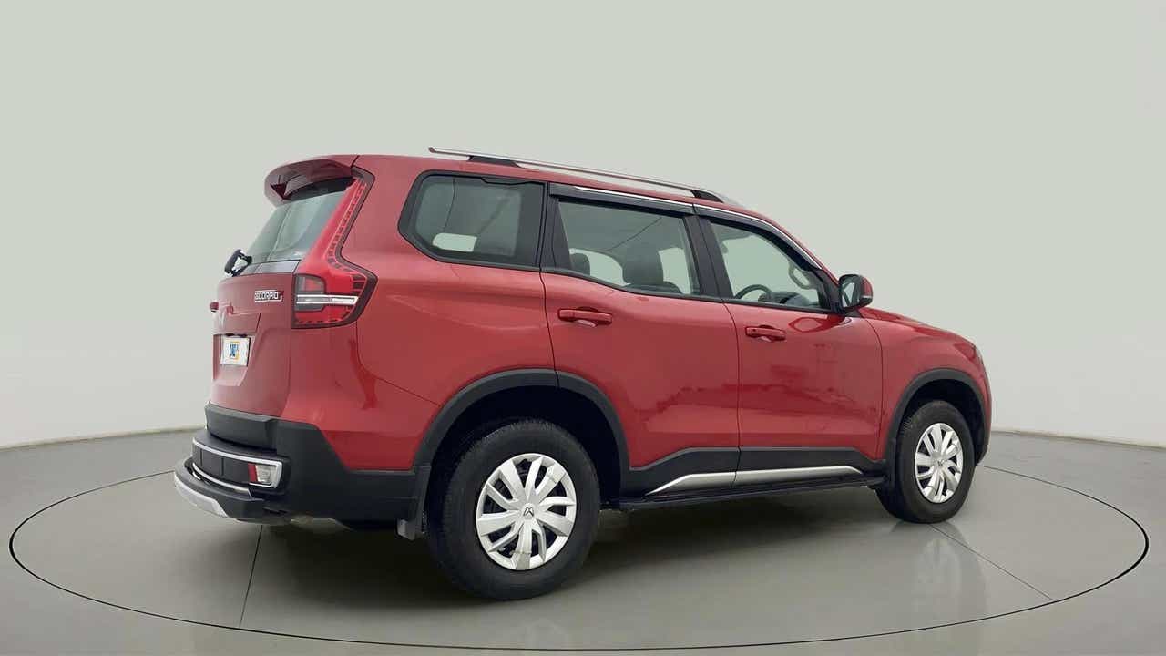 Rear three-quarter view of a Mahindra Scorpio-N