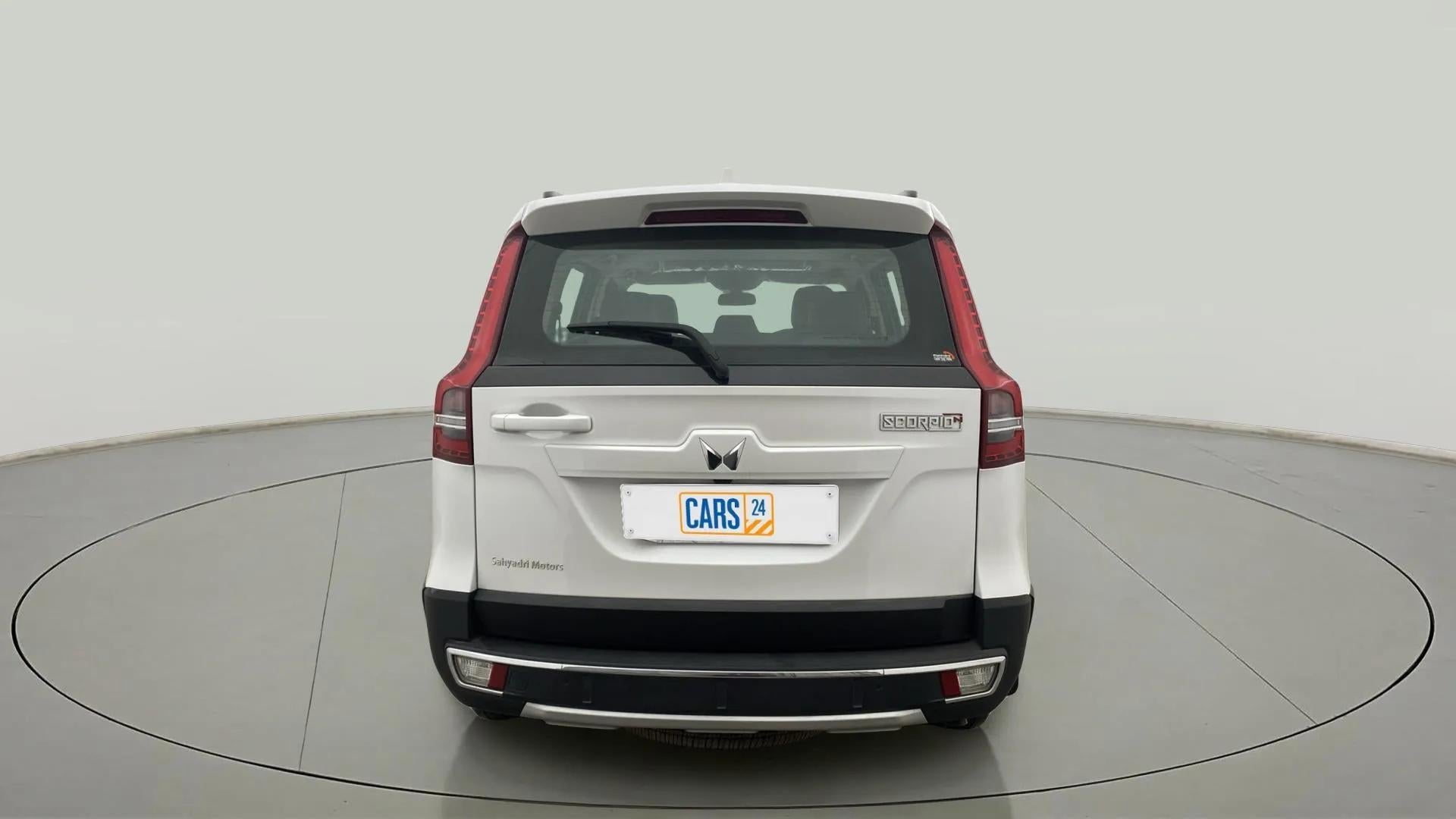 Rear view of a Everest White Mahindra Scorpio-N