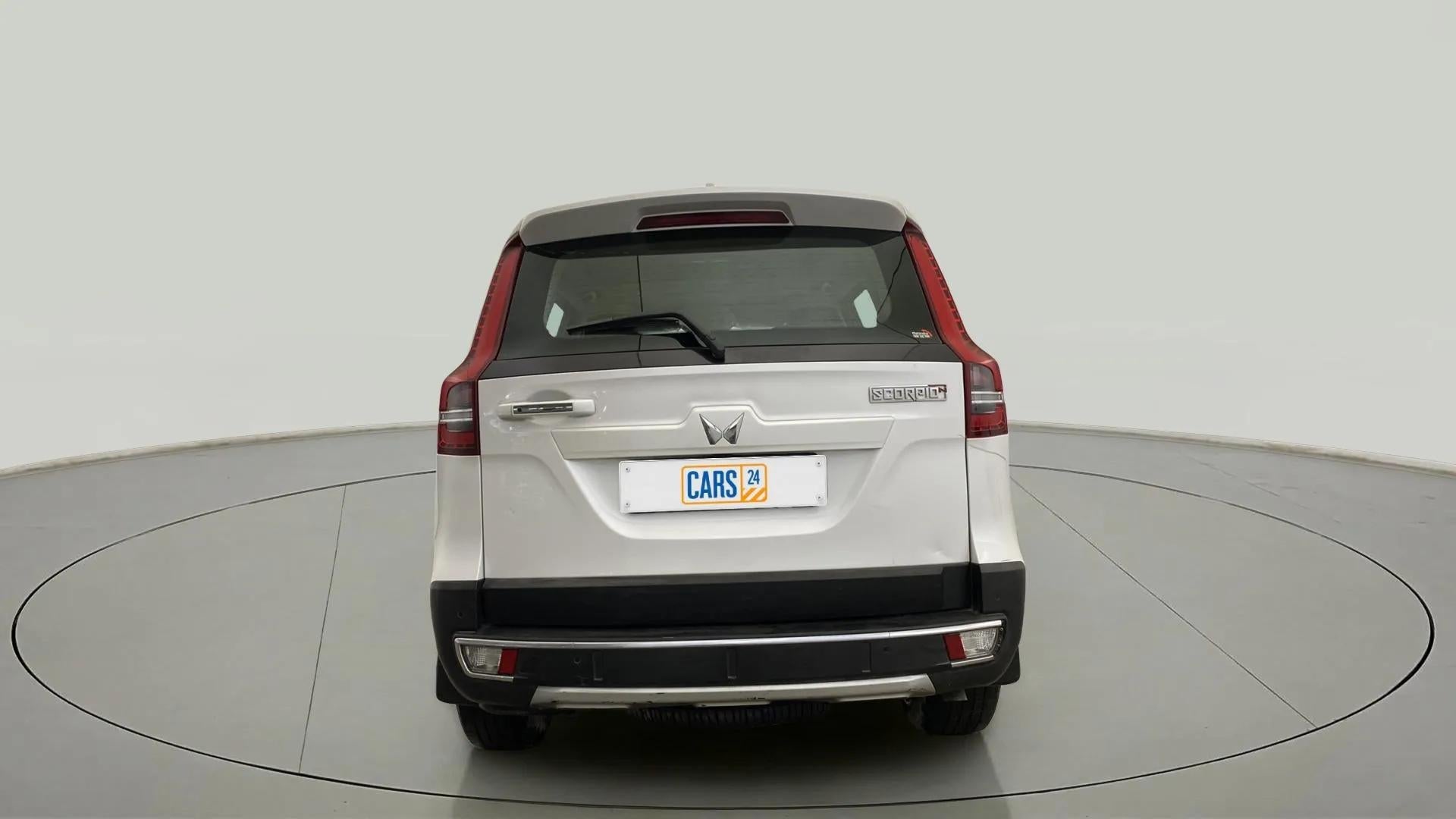 Rear view of a everest white Mahindra Scorpio-N