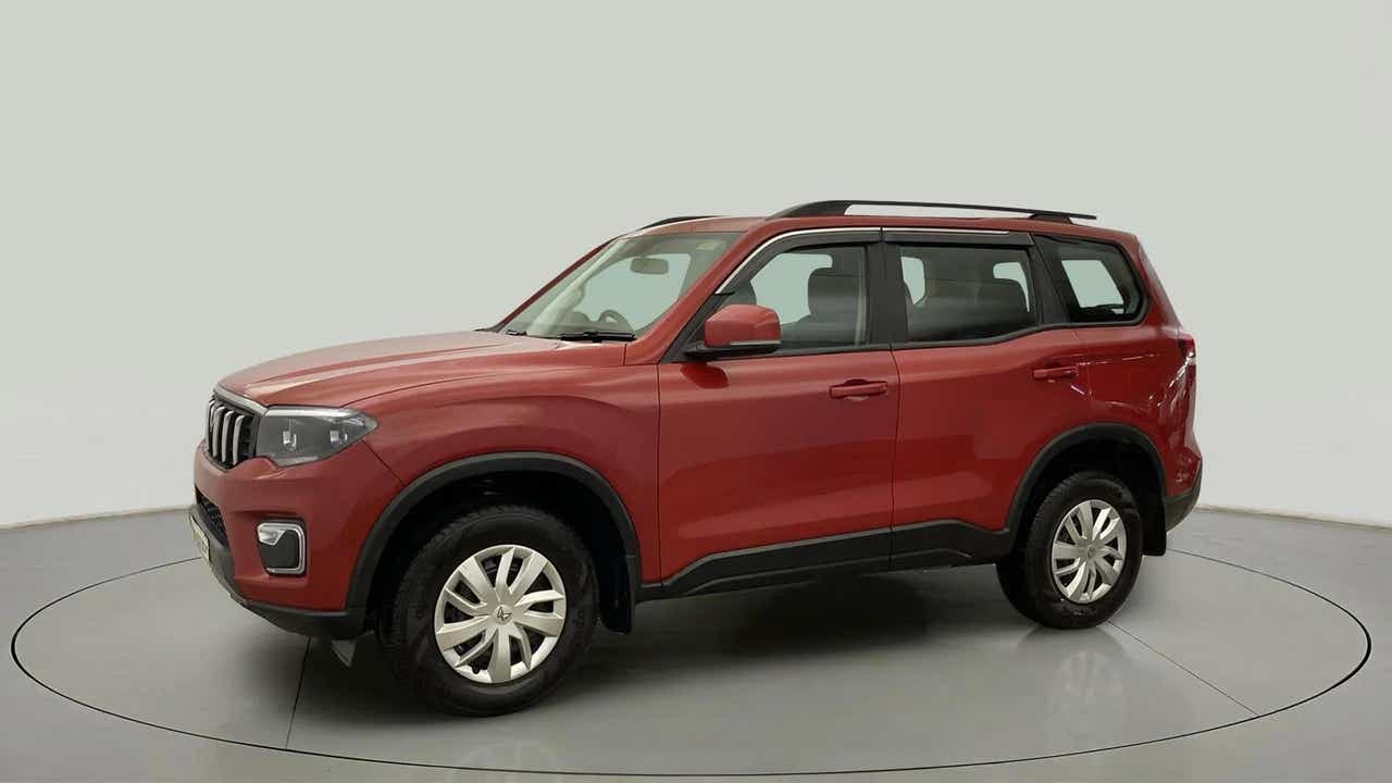 Side view of a Mahindra Scorpio-N