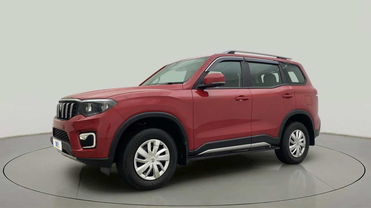 Side view of a Mahindra Scorpio-N