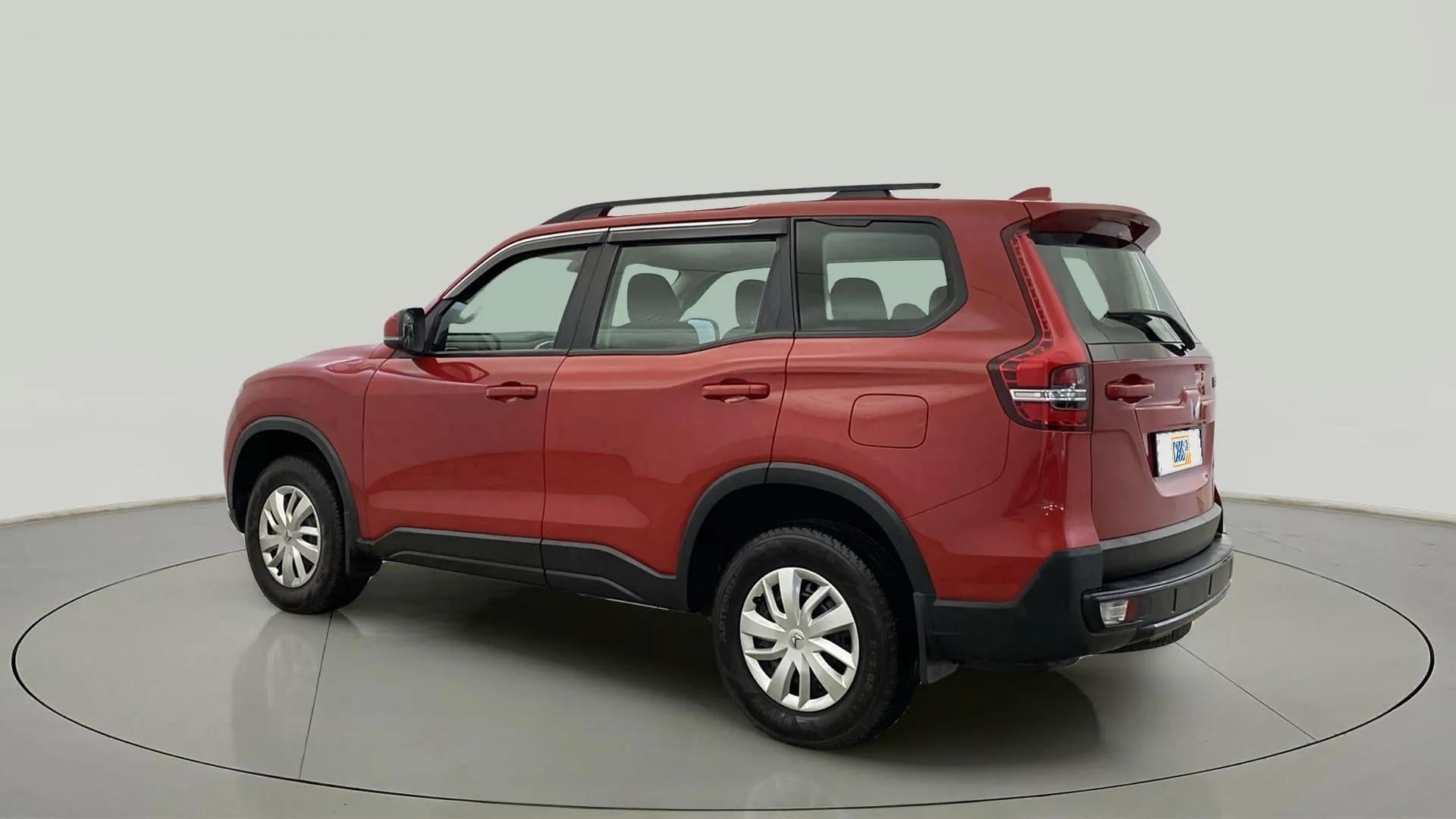 Rear three-quarter view of a Mahindra Scorpio-N