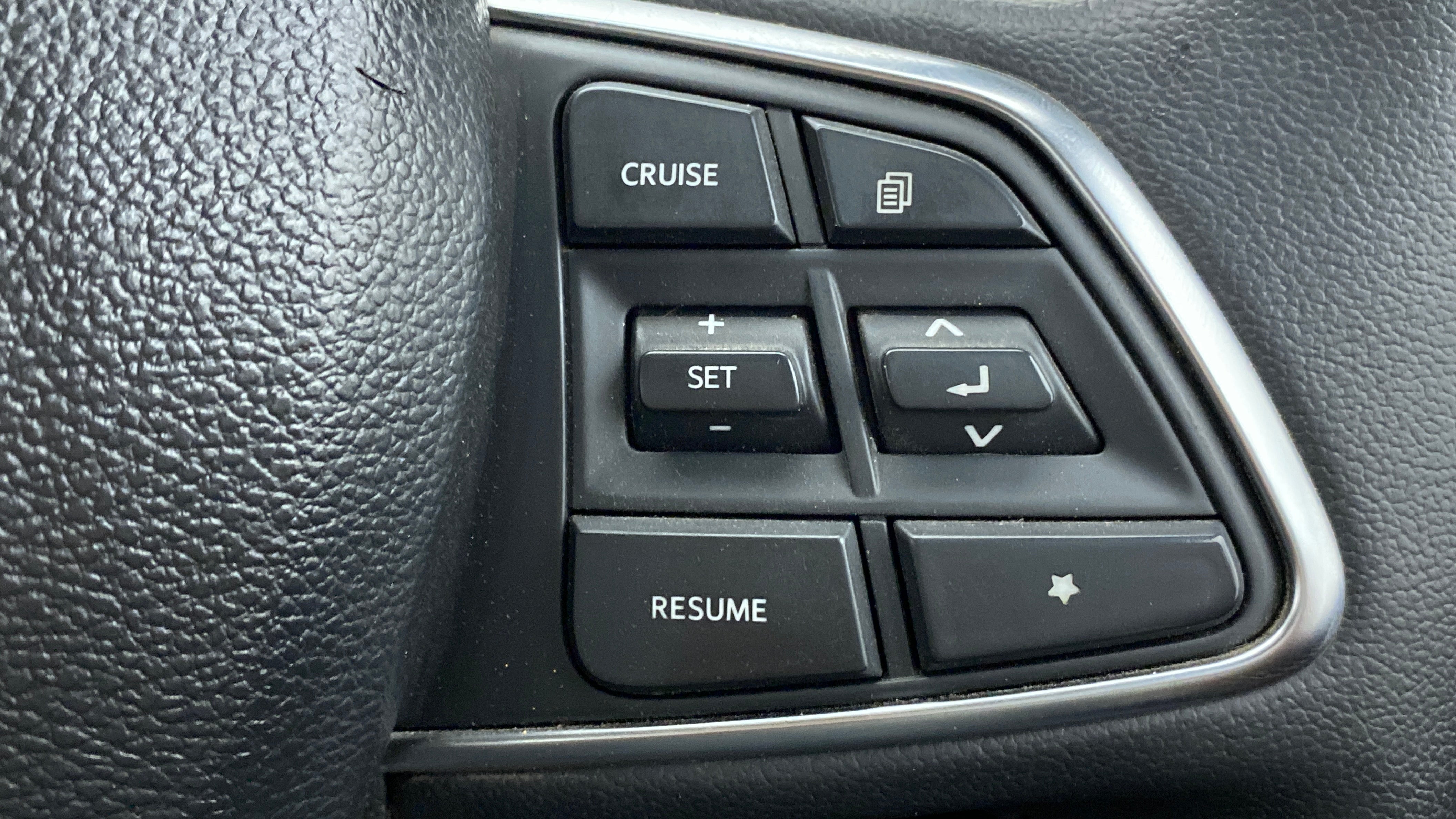Steering wheel controls of a Mahindra Scorpio-N