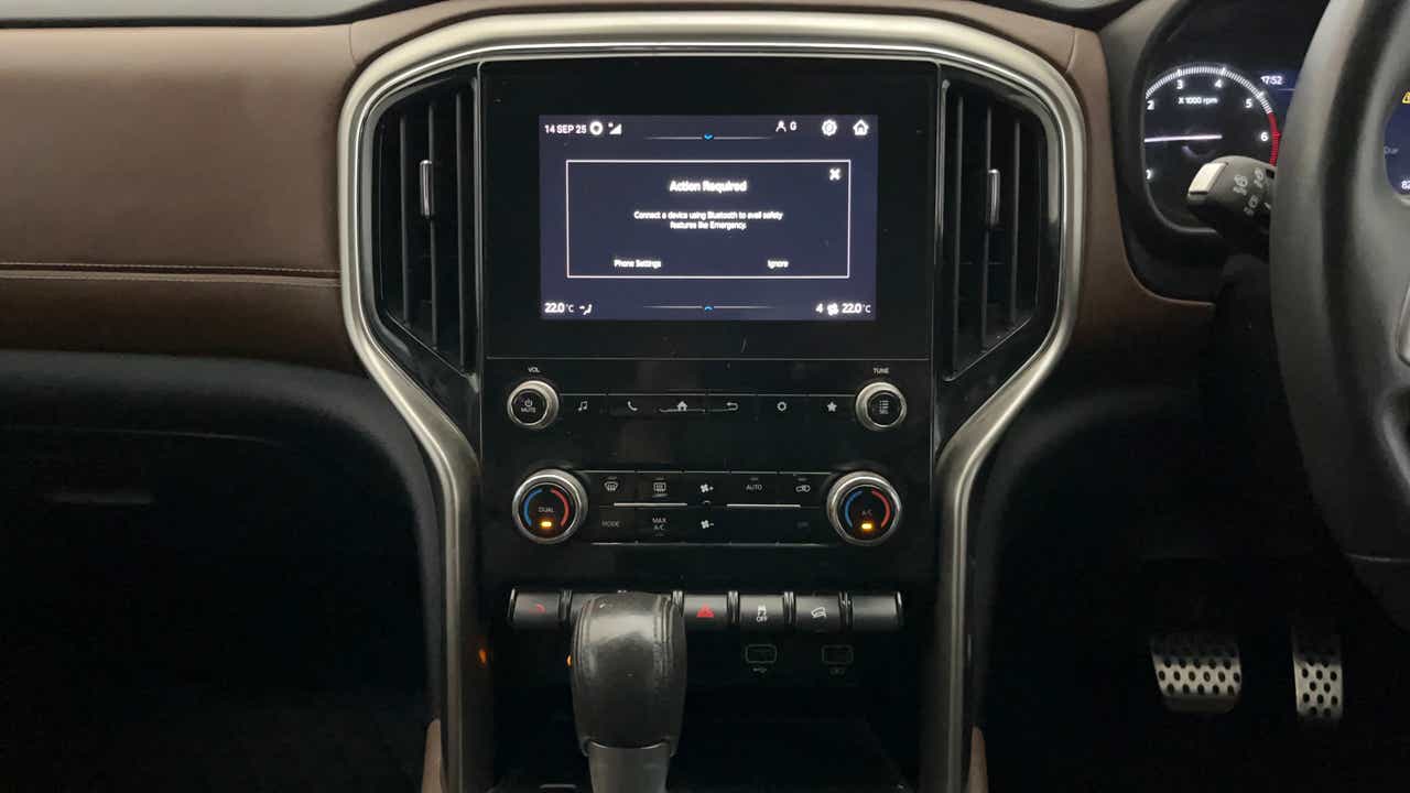 Dashboard and central console of a Mahindra Scorpio-N