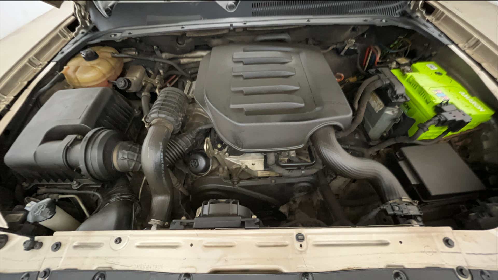 Engine bay of a Mahindra Scorpio-N