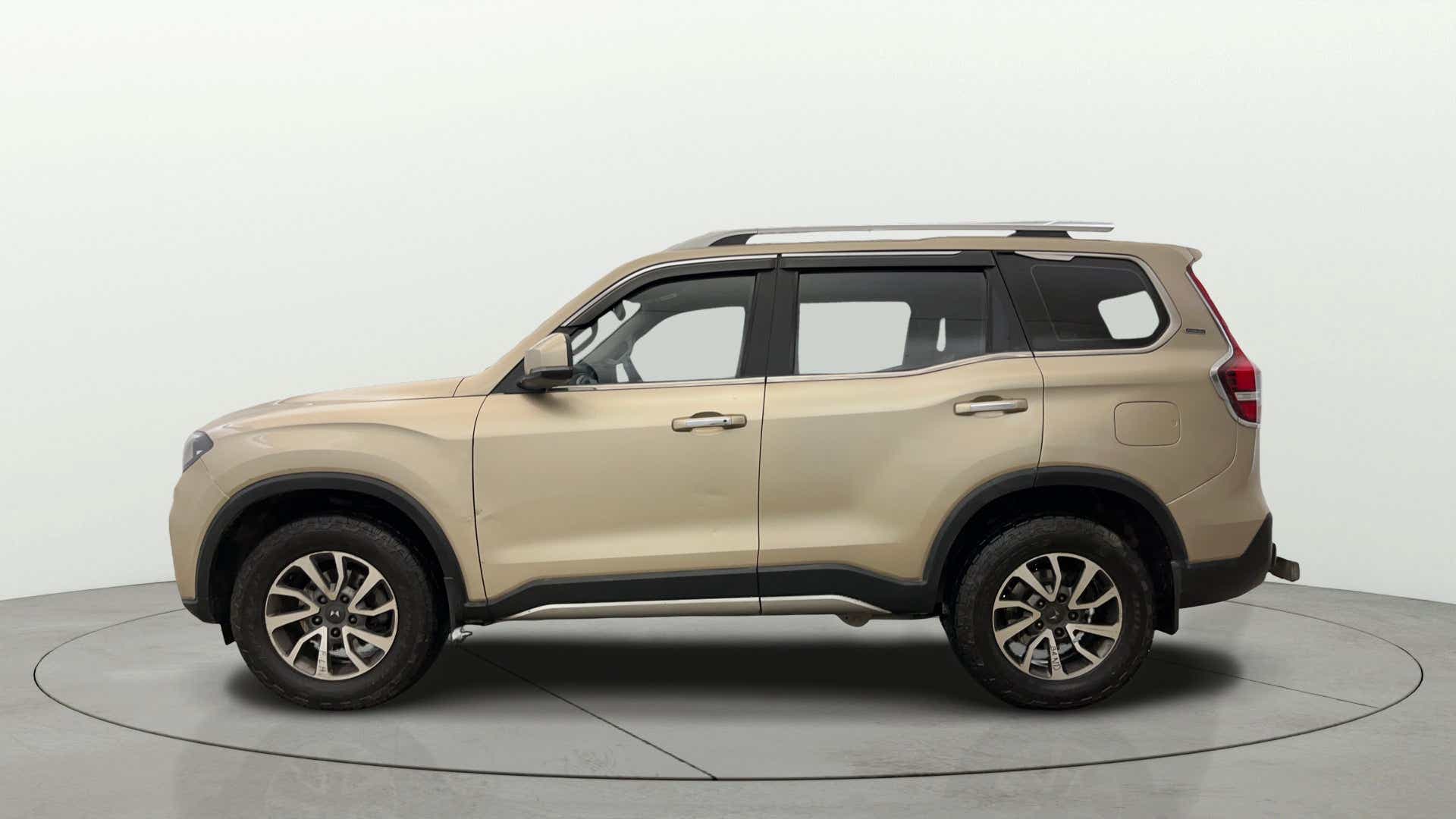 Side view of a Mahindra Scorpio-N