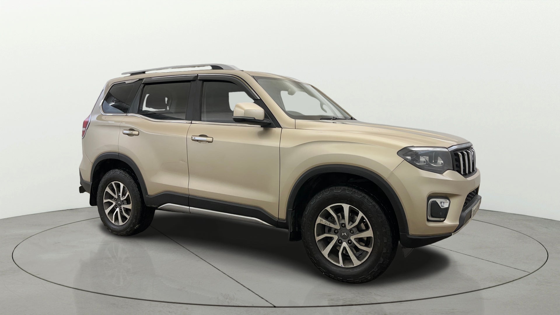 Side view of a Mahindra Scorpio-N