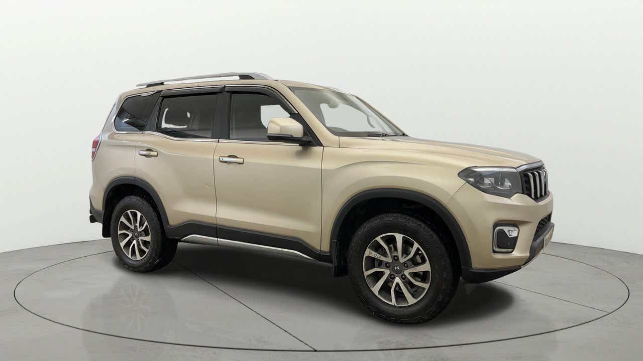 Side view of a Mahindra Scorpio-N