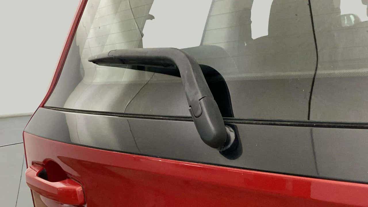 Rear windshield and wiper of a Mahindra Scorpio-N