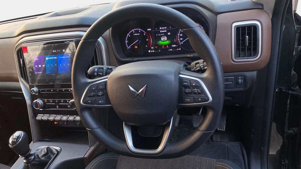 Dashboard and steering wheel of a Mahindra Scorpio-N