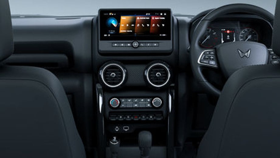 Mahindra Thar OG Dashboard with Touchscreen and Controls