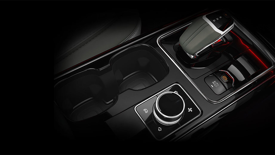 Center console of a Mahindra XEV 9S