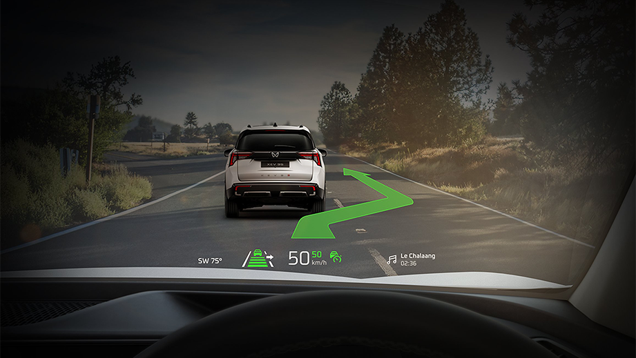 Heads-up display of a Mahindra XEV 9S