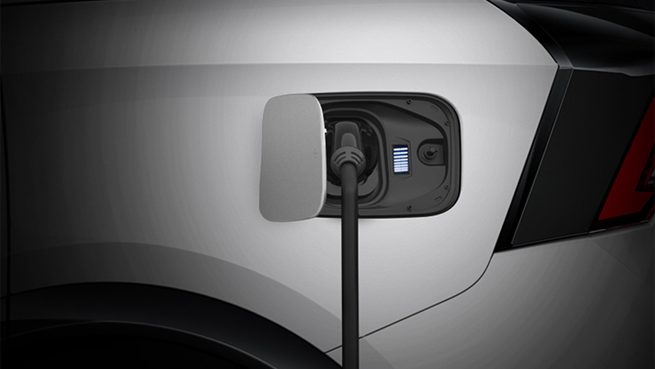 Charging port view of a Mahindra XEV 9S