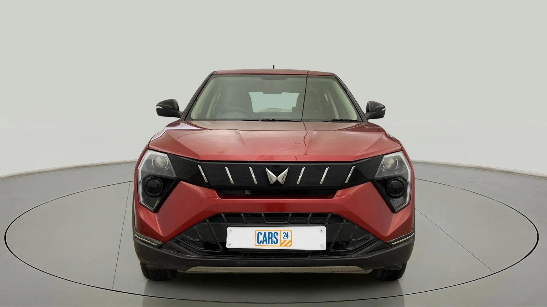 Front view of a Mahindra XUV 3XO