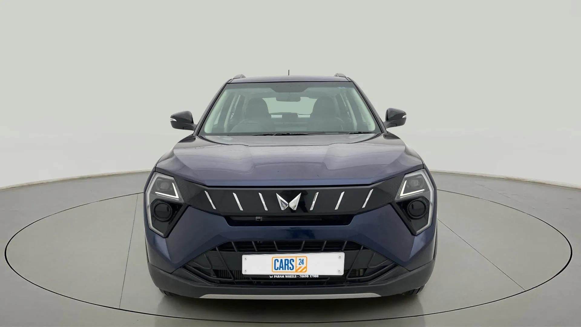 Front view of a Mahindra XUV 3XO