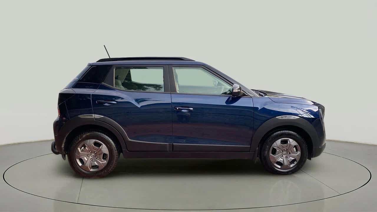 Side view of a Mahindra XUV 3XO