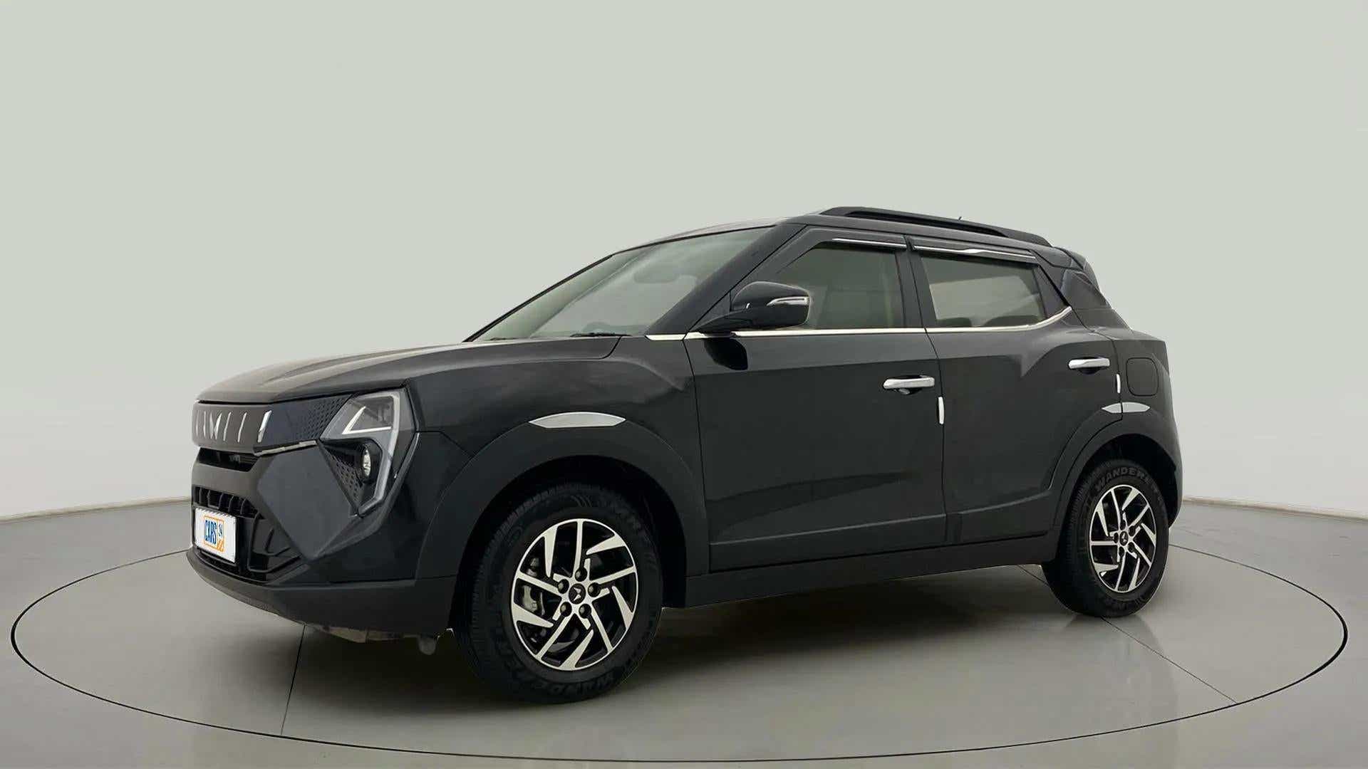 Front three-quarter view of a Mahindra XUV 3XO