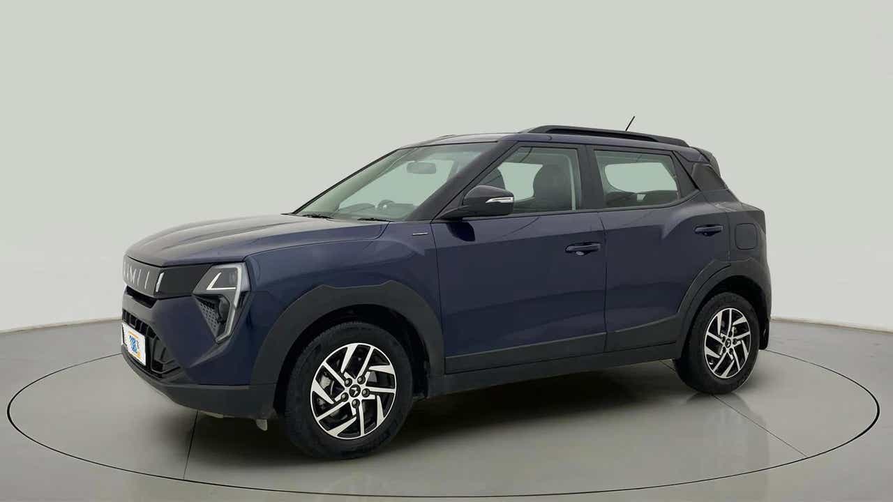 Front three-quarter view of a Mahindra XUV 3XO