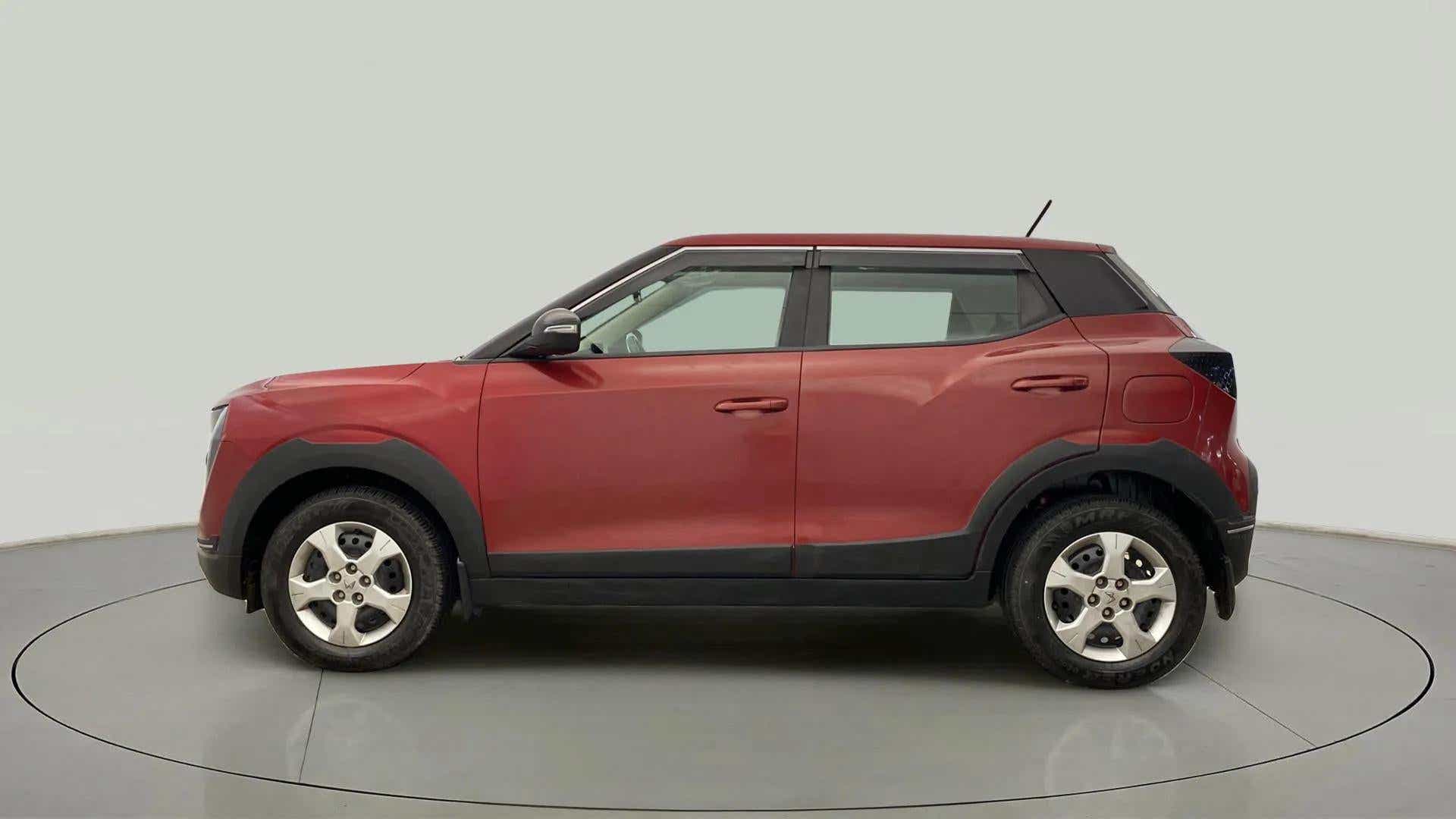 Side view of a Mahindra XUV 3XO