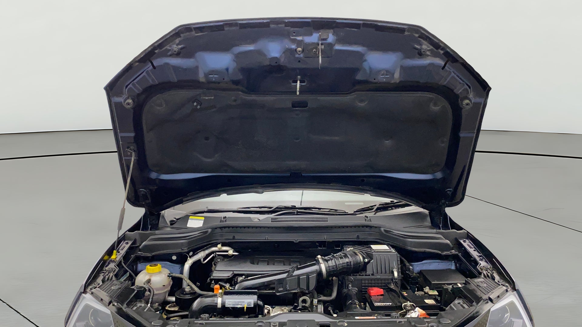 Engine bay of a Mahindra XUV 3XO