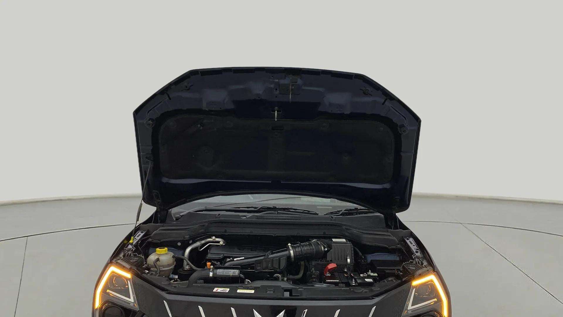 Engine bay view of a Mahindra XUV 3XO