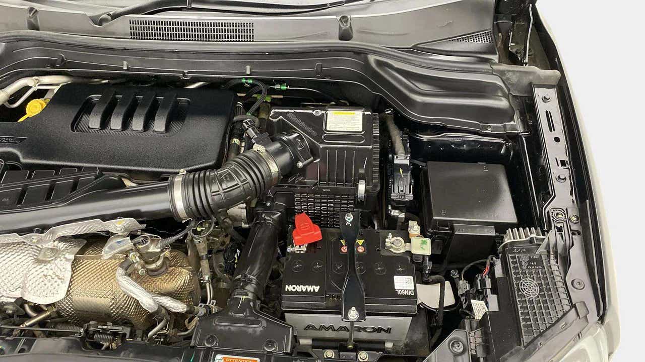 Engine bay of a Mahindra XUV 3XO