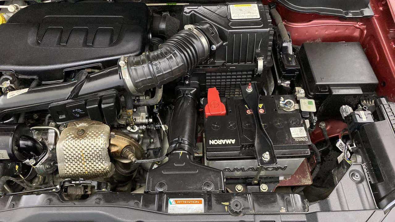 Engine bay of a Mahindra XUV 3XO