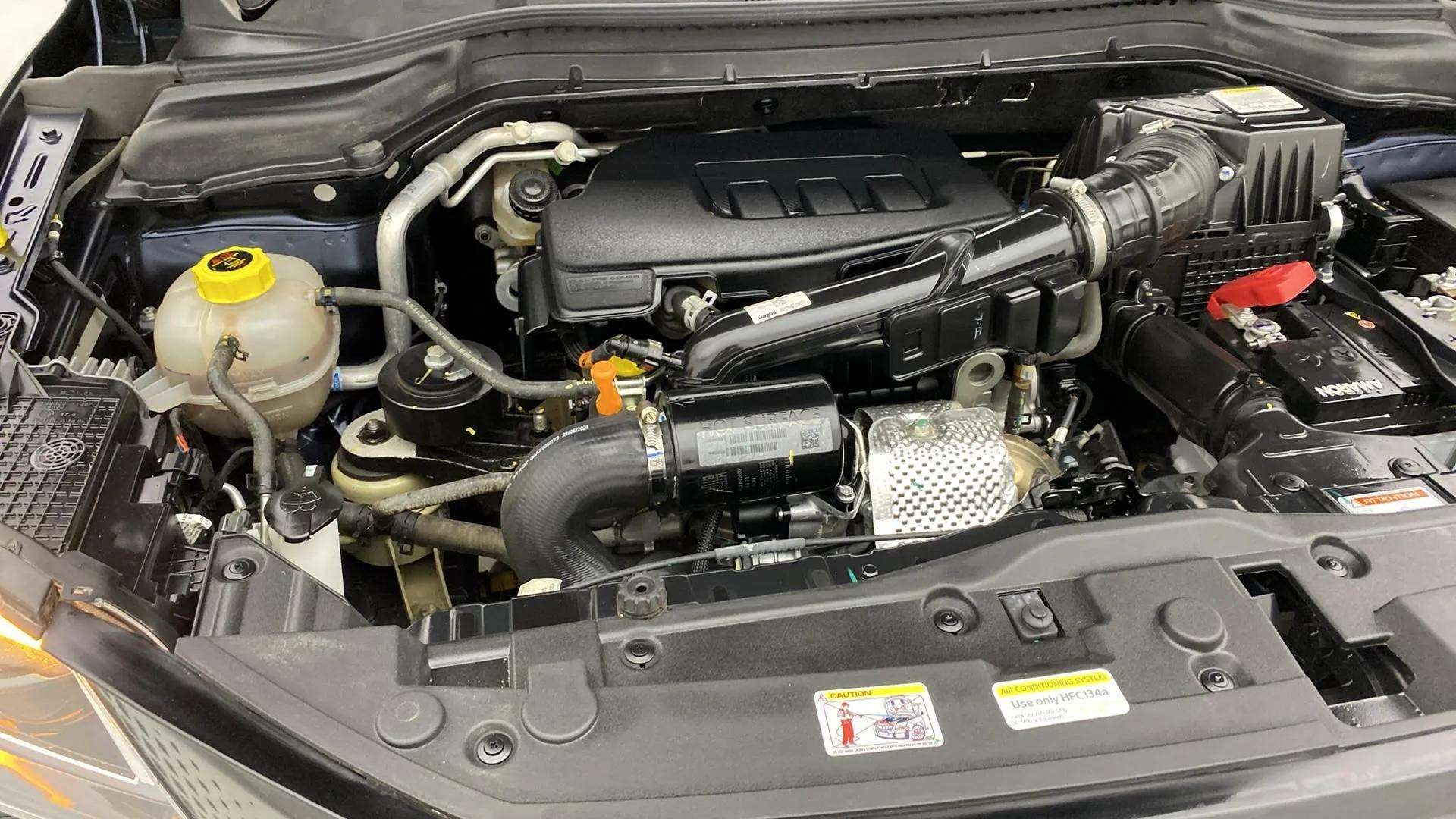 Engine bay view of a Mahindra XUV 3XO