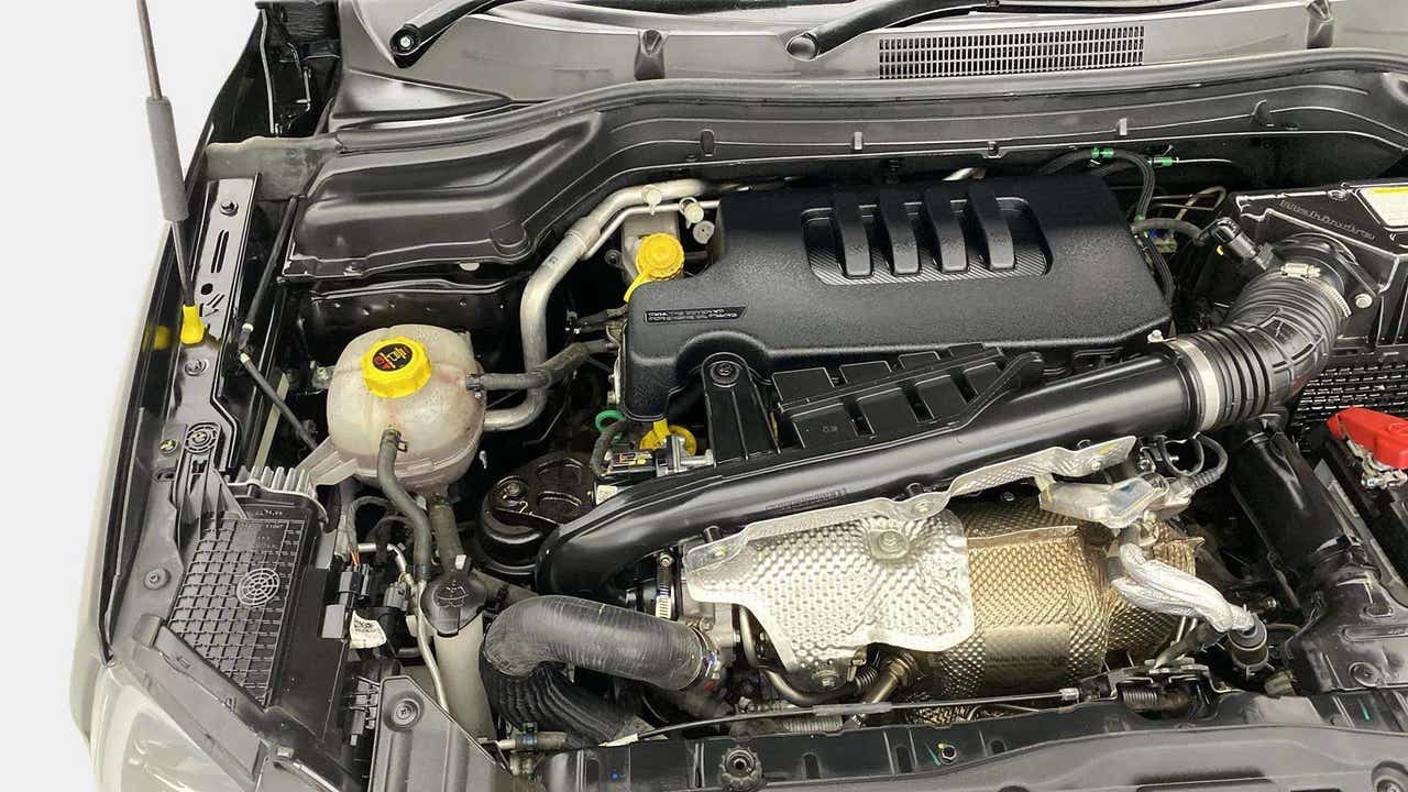 Engine bay view of a Mahindra XUV 3XO