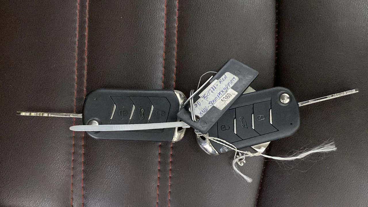Car remote keys close-up of a Mahindra XUV 3XO