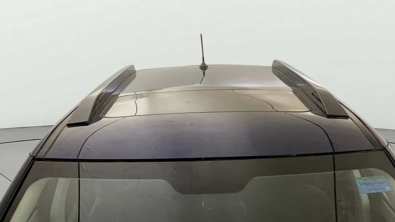 Roof view of a Mahindra XUV 3XO
