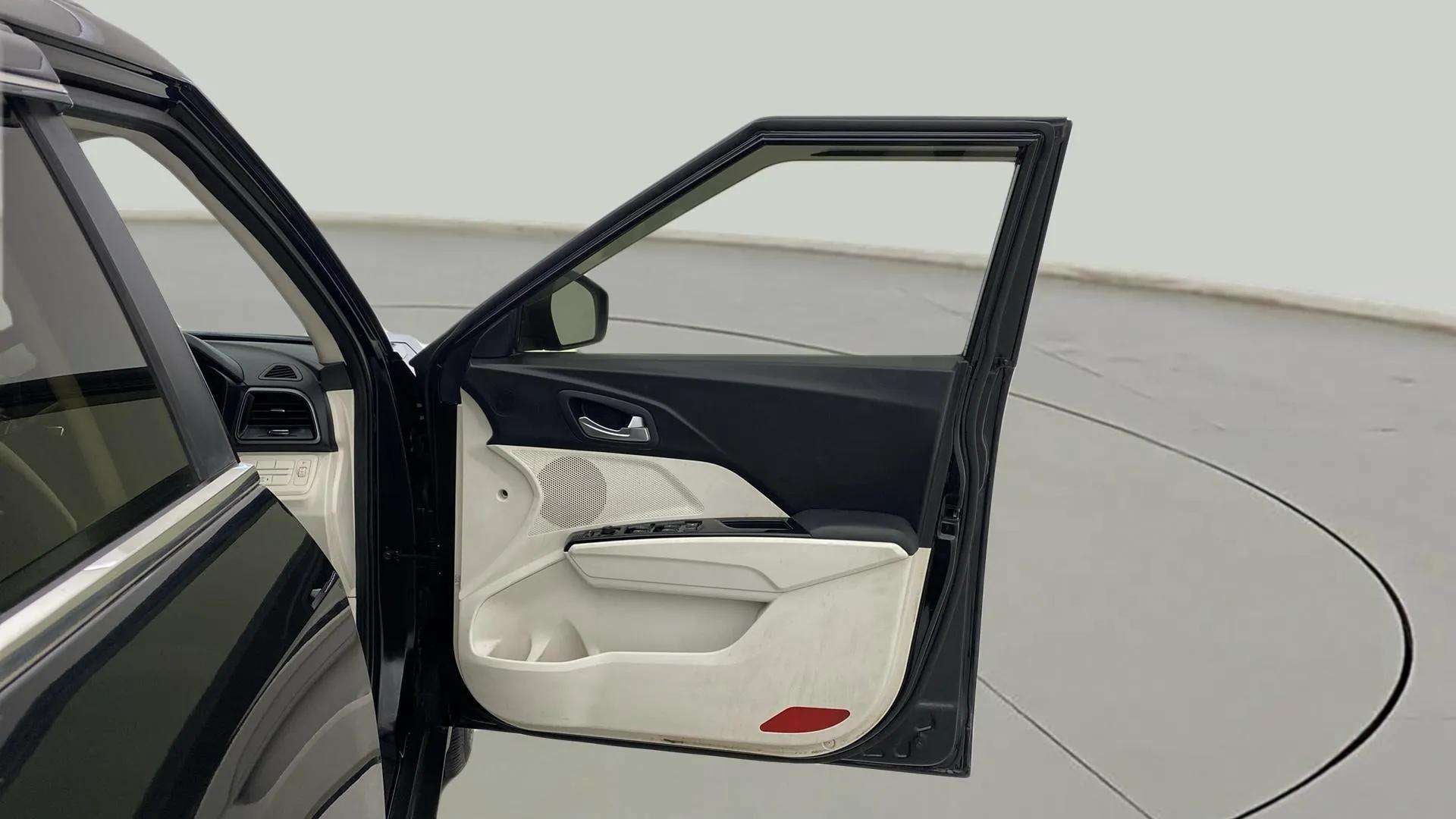 Front interior door panel of a Mahindra XUV 3XO