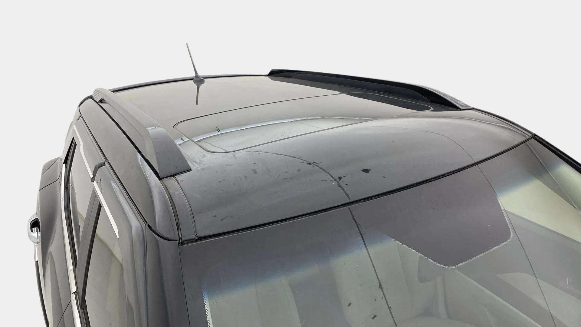 Sunroof and roof rails view of a Mahindra XUV 3XO