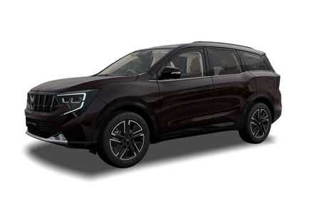 XUV 7XO Car Image